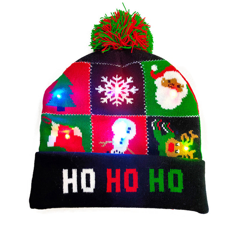LED Knit Christmas Beanie – Light-Up Festive Hat with Pom-Pom & Colorful Lights