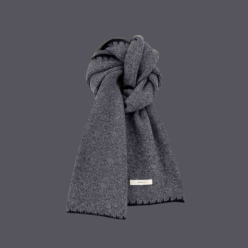 Warm Red Winter Knit Scarf – Festive Holiday Staple